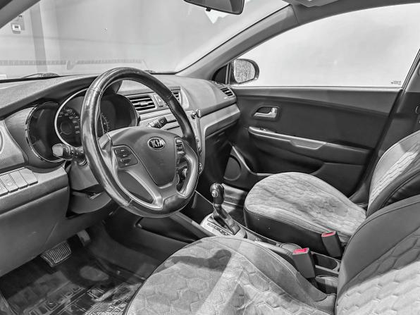 Kia Rio III Рестайлинг с пробегом 2017 года, цена 1 119 142 рубля, 122619 км, седан, Автокод Объявления