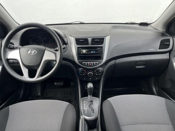 Hyundai Solaris I с пробегом 2011 года, цена 800 000 рублей, 133578 км, седан, Автокод Объявления