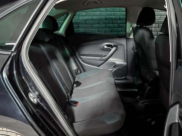 Volkswagen Polo V Рестайлинг с пробегом 2019 года, цена 1 040 000 рублей, 224888 км, седан, Автокод Объявления