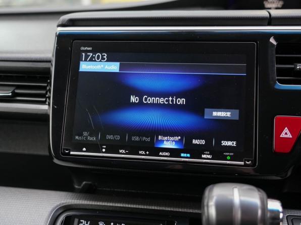 Honda Stepwgn V Рестайлинг с пробегом 2019 года, цена 2 310 000 рублей, 74978 км, минивэн, Автокод Объявления