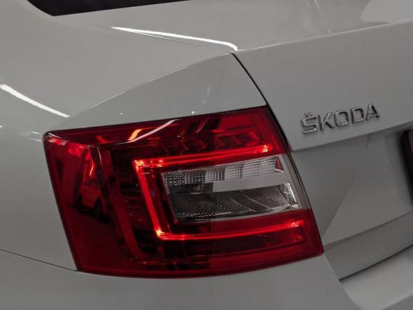 Skoda Octavia III (A7) Рестайлинг с пробегом 2019 года, цена 1 820 000 рублей, 76921 км, лифтбек, Автокод Объявления
