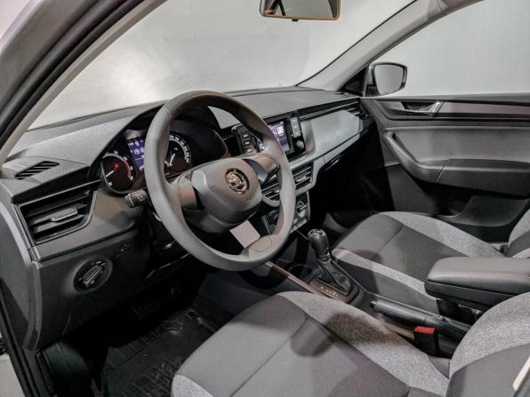 Skoda Rapid II с пробегом 2021 года, цена 1 590 000 рублей, 59052 км, лифтбек, Автокод Объявления