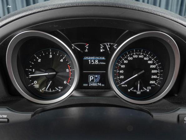 Toyota Land Cruiser 200 Series Рестайлинг 1 с пробегом 2012 года, цена 3 269 000 рублей, 248674 км, внедорожник, Автокод Объявления