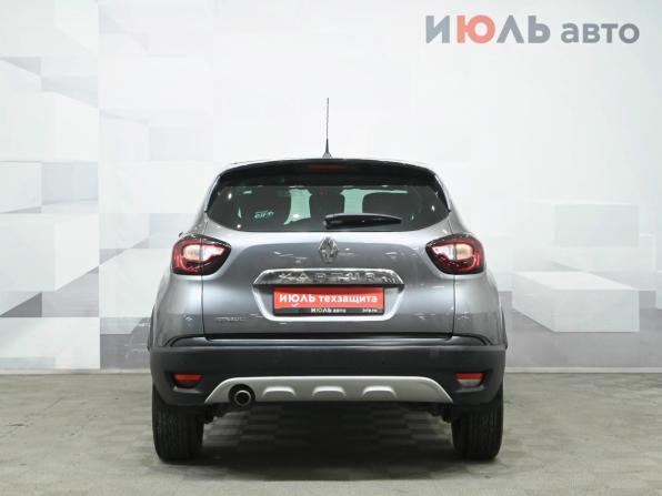 Renault Kaptur I с пробегом 2018 года, цена 1 370 000 рублей, 123101 км, внедорожник, Автокод Объявления