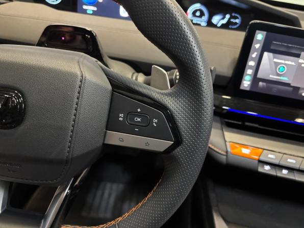 Changan UNI-V I с пробегом 2024 года, цена 2 249 000 рублей, 34000 км, лифтбек, Автокод Объявления