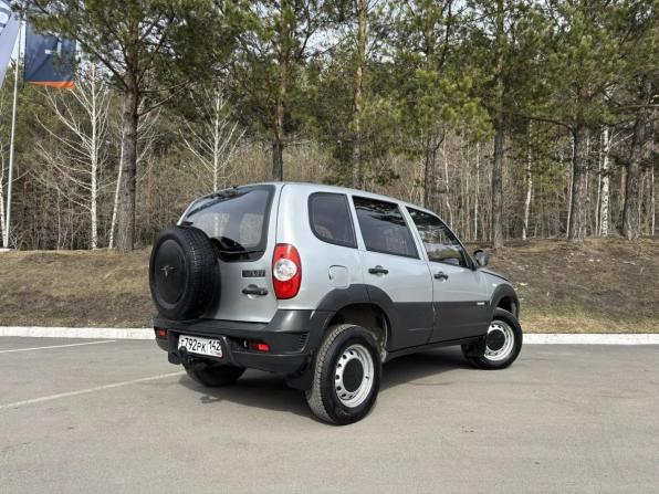 Chevrolet Niva I Рестайлинг с пробегом 2013 года, цена 450 000 рублей, 240000 км, внедорожник, Автокод Объявления