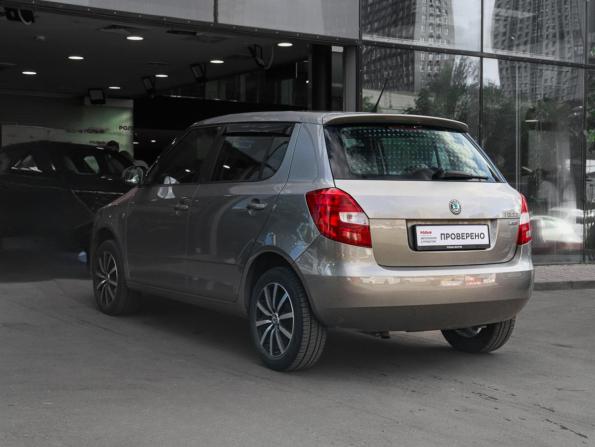 Skoda Fabia II Рестайлинг с пробегом 2012 года, цена 900 000 рублей, 83315 км, хэтчбек, Автокод Объявления