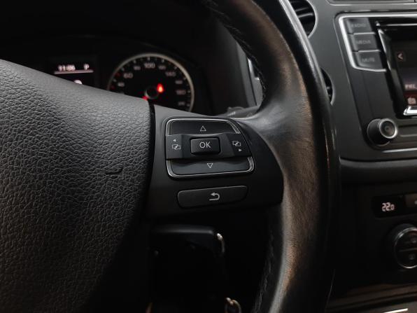 Volkswagen Tiguan I Рестайлинг с пробегом 2015 года, цена 1 590 000 рублей, 134281 км, внедорожник, Автокод Объявления