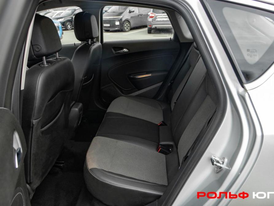 Opel Astra J Москва  - изображение 8