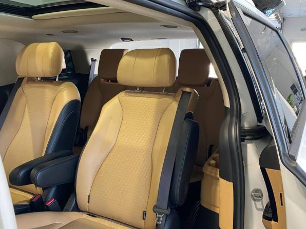 Kia Carnival IV с пробегом 2021 года, цена 4 379 900 рублей, 80871 км, минивэн, Автокод Объявления
