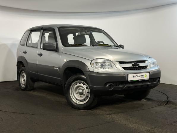 Chevrolet Niva I Рестайлинг с пробегом 2015 года, цена 729 900 рублей, 69895 км, внедорожник, Автокод Объявления