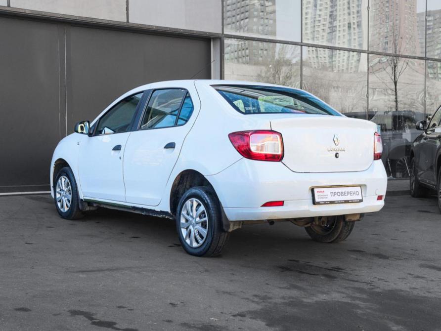 Renault Logan II Москва  - изображение 6