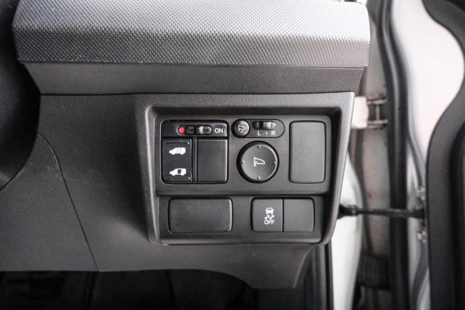 Honda Freed I Рестайлинг 2 с пробегом 2014 года, цена 1 099 000 рублей, 148000 км, компактвэн, Автокод Объявления