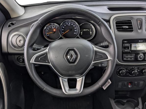 Renault Logan II Рестайлинг с пробегом 2022 года, цена 1 250 000 рублей, 26232 км, седан, Автокод Объявления