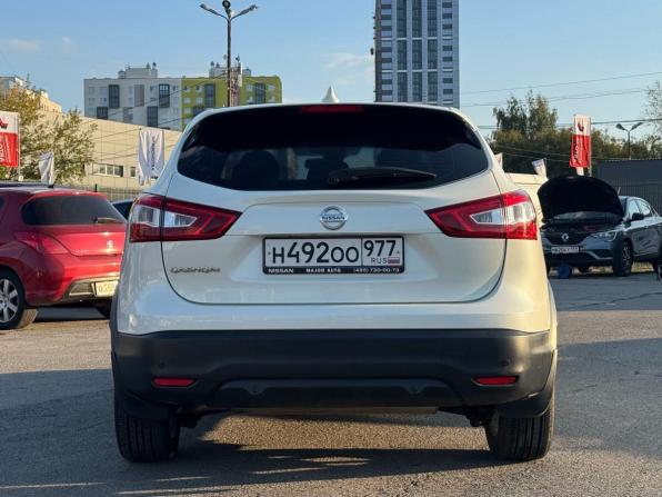 Nissan Qashqai II с пробегом 2018 года, цена 1 799 000 рублей, 131670 км, внедорожник, Автокод Объявления