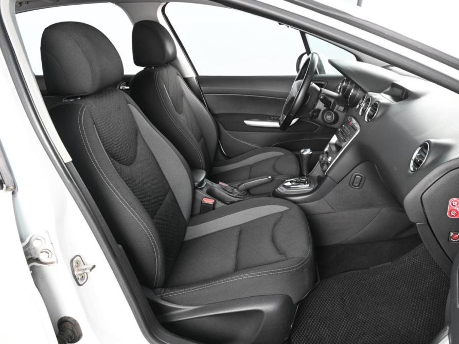 Peugeot 408 I Ростов-на-Дону  - изображение 8