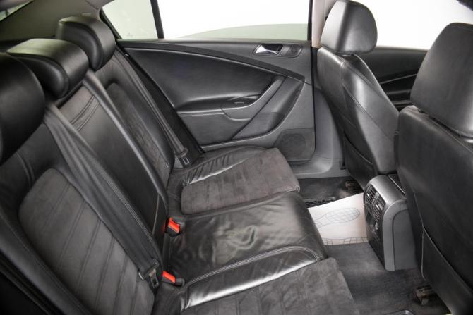 Volkswagen Passat B6 с пробегом 2007 года, цена 799 000 рублей, 291000 км, седан, Автокод Объявления