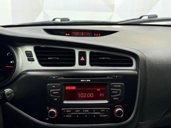 Kia Ceed II с пробегом 2012 года, цена 670 000 рублей, 267876 км, хэтчбек, Автокод Объявления
