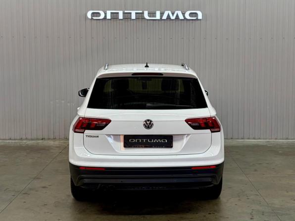 Volkswagen Tiguan II с пробегом 2019 года, цена 2 297 000 рублей, 113293 км, внедорожник, Автокод Объявления