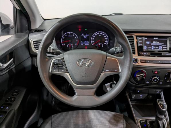 Hyundai Solaris II Рестайлинг с пробегом 2022 года, цена 1 515 000 рублей, 136830 км, седан, Автокод Объявления