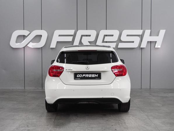 Mercedes-Benz A-Класс III (W176) с пробегом 2015 года, цена 1 399 000 рублей, 141581 км, хэтчбек, Автокод Объявления