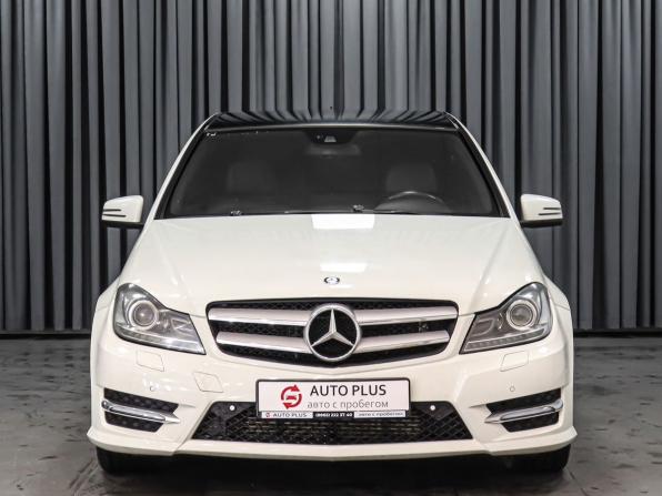 Mercedes-Benz C-Класс III (W204) Рестайлинг с пробегом 2012 года, цена 1 479 000 рублей, 257332 км, седан, Автокод Объявления