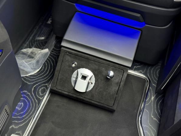 Mercedes-Benz V-Класс III (W447) Рестайлинг 2 с пробегом 2026 года, цена 42 700 000 рублей, 61 км, минивэн, Автокод Объявления