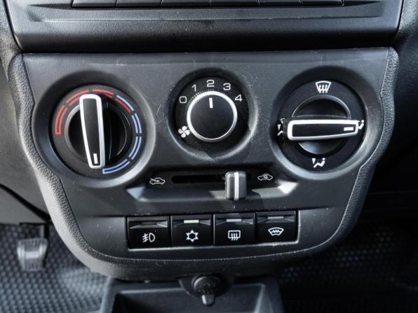 Lada (ВАЗ) Granta I Рестайлинг с пробегом 2024 года, цена 1 325 000 рублей, 31017 км, седан, Автокод Объявления
