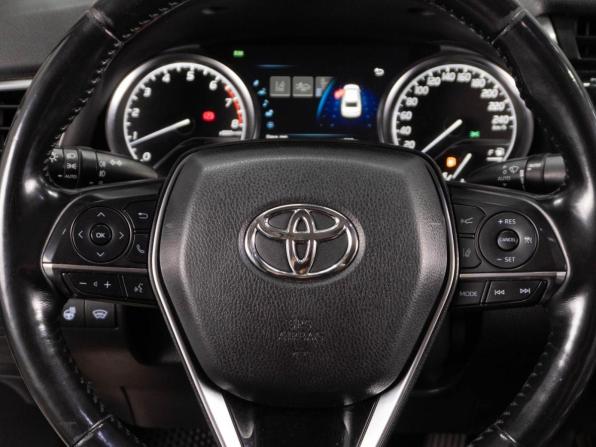 Toyota Camry VIII (XV70) с пробегом 2018 года, цена 2 799 000 рублей, 123232 км, седан, Автокод Объявления