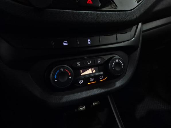 Lada (ВАЗ) Vesta I с пробегом 2019 года, цена 900 000 рублей, 60181 км, седан, Автокод Объявления