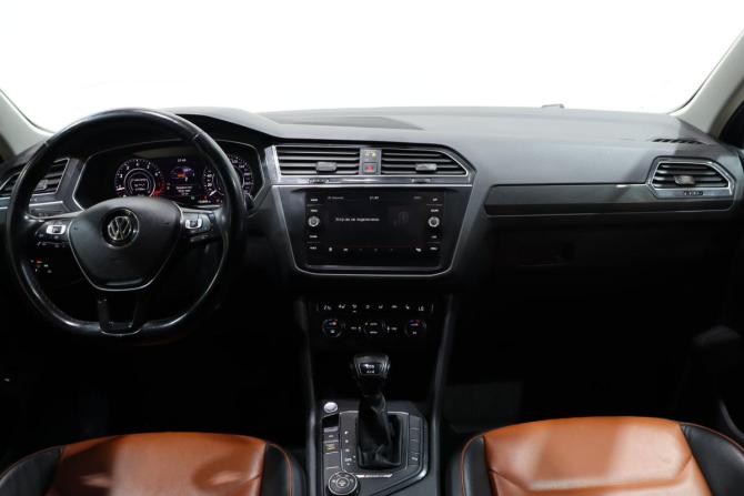 Volkswagen Tiguan II с пробегом 2018 года, цена 2 999 000 рублей, 126882 км, внедорожник, Автокод Объявления