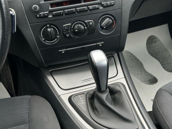 BMW 1 серии I (E81/E82/E87/E88) Рестайлинг с пробегом 2011 года, цена 890 000 рублей, 126000 км, хэтчбек, Автокод Объявления