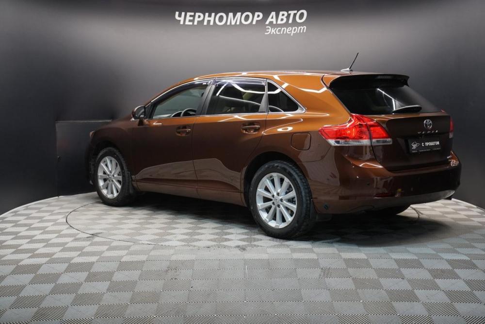 Toyota Venza I Рестайлинг Крым  - изображение 3