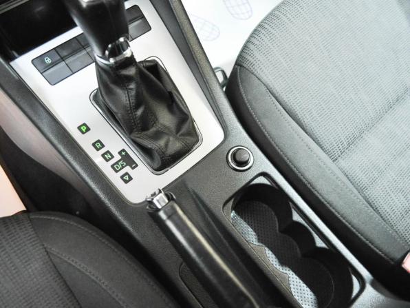 Skoda Octavia III (A7) с пробегом 2013 года, цена 930 000 рублей, 251466 км, лифтбек, Автокод Объявления