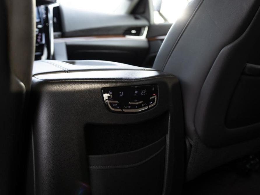 Cadillac Escalade IV Санкт-Петербург  - изображение 18