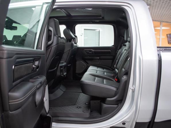 Ram 1500 V Рестайлинг с пробегом 2026 года, цена 10 499 000 рублей, 42 км, offers.body_type.unknown, Автокод Объявления