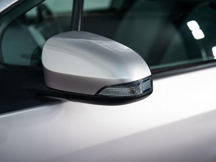 Toyota Vitz III (XP130) Иркутск  - изображение 19
