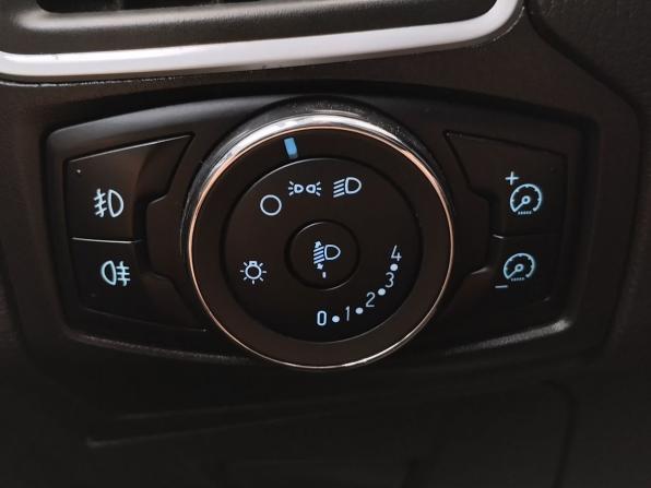 Ford Focus III с пробегом 2012 года, цена 830 000 рублей, 205406 км, хэтчбек, Автокод Объявления