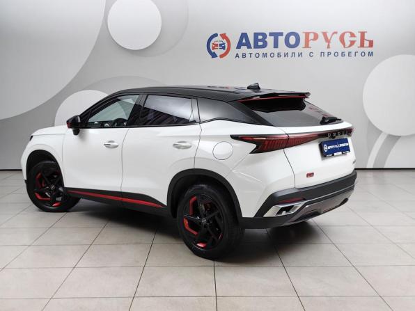 Omoda C5 I с пробегом 2022 года, цена 1 695 000 рублей, 44092 км, внедорожник, Автокод Объявления