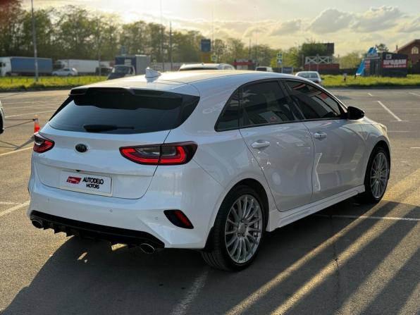 Kia Ceed III с пробегом 2019 года, цена 1 649 000 рублей, 125948 км, хэтчбек, Автокод Объявления