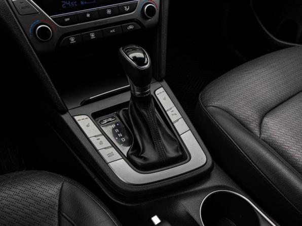 Hyundai Elantra VI (AD) с пробегом 2017 года, цена 1 625 000 рублей, 117099 км, седан, Автокод Объявления