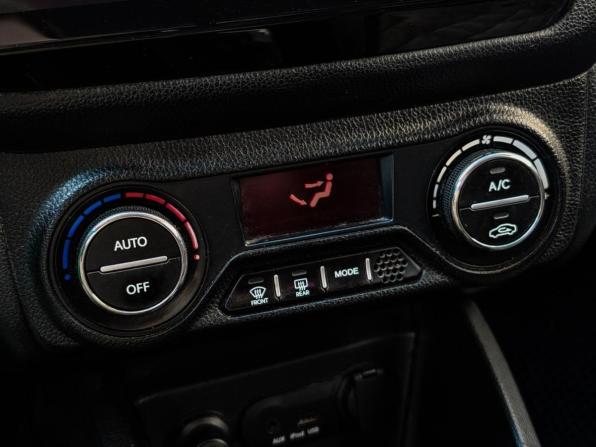 Kia Rio III с пробегом 2014 года, цена 680 000 рублей, 309978 км, седан, Автокод Объявления