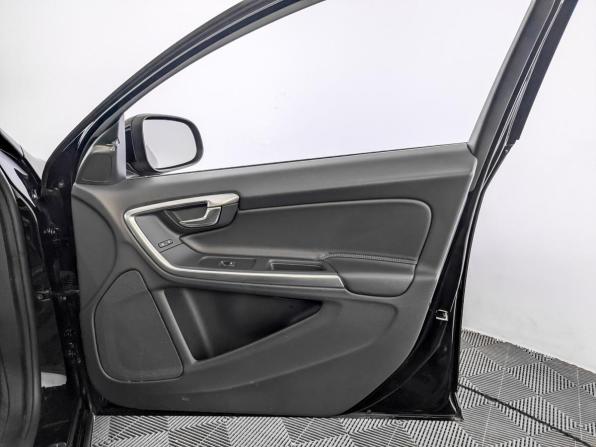 Volvo S60 II Рестайлинг с пробегом 2017 года, цена 2 150 000 рублей, 53376 км, седан, Автокод Объявления