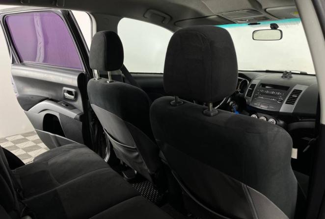 Mitsubishi Outlander II с пробегом 2007 года, цена 815 000 рублей, 259138 км, внедорожник, Автокод Объявления
