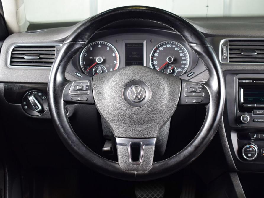 Volkswagen Jetta VI Кемерово  - изображение 12