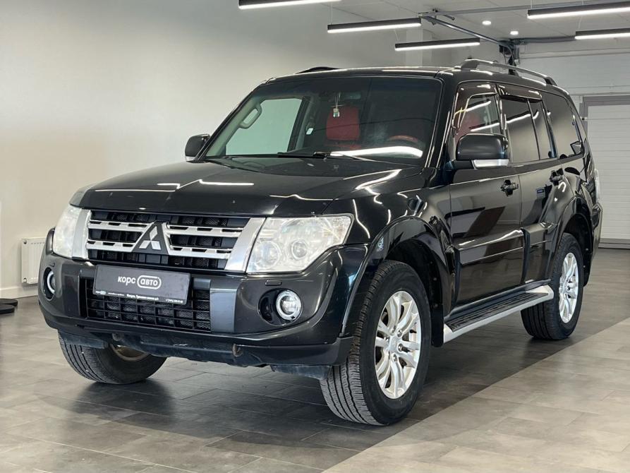 Mitsubishi Pajero IV Рестайлинг 1 Калуга  - изображение 1