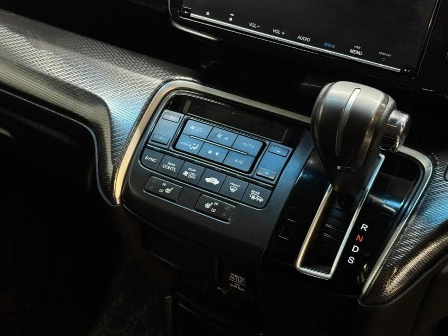 Honda Stepwgn V Рестайлинг Красноярск  - изображение 19