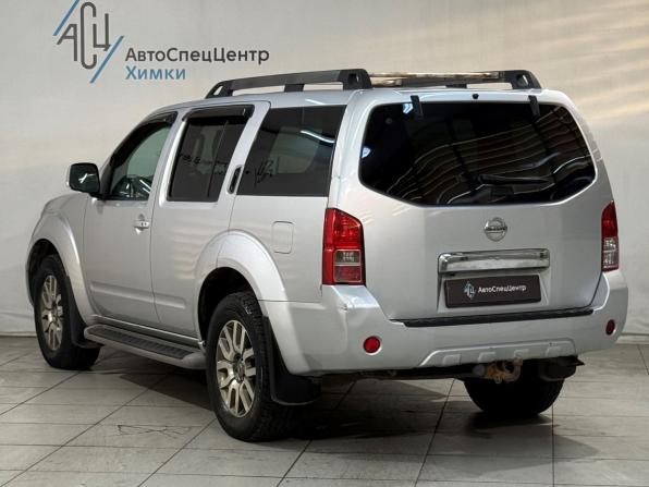 Nissan Pathfinder III Рестайлинг с пробегом 2010 года, цена 1 499 800 рублей, 227000 км, внедорожник, Автокод Объявления
