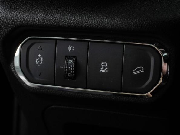 Haval Jolion I с пробегом 2022 года, цена 1 579 000 рублей, 146921 км, внедорожник, Автокод Объявления