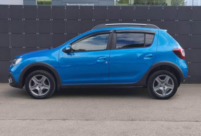 Renault Sandero II Рестайлинг с пробегом 2020 года, цена 1 159 000 рублей, 69840 км, хэтчбек, Автокод Объявления